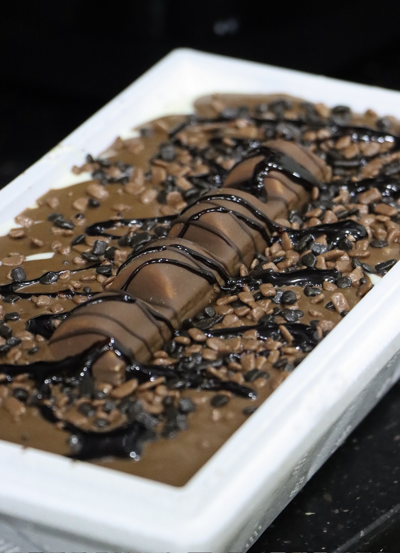 Scoop box